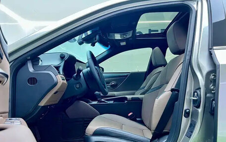 Lexus ES VII, 2024 год, 3 000 999 рублей, 8 фотография