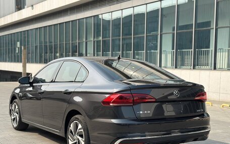 Volkswagen Bora, 2022 год, 1 990 000 рублей, 2 фотография