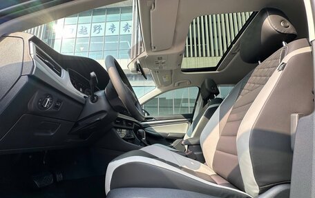 Volkswagen Bora, 2022 год, 1 990 000 рублей, 7 фотография