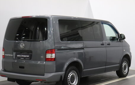 Volkswagen Transporter T5 рестайлинг, 2013 год, 1 608 000 рублей, 5 фотография
