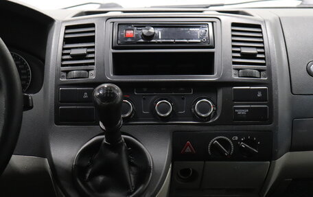 Volkswagen Transporter T5 рестайлинг, 2013 год, 1 608 000 рублей, 11 фотография