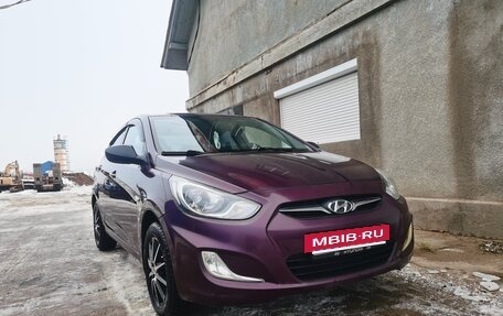 Hyundai Solaris II рестайлинг, 2011 год, 650 000 рублей, 13 фотография