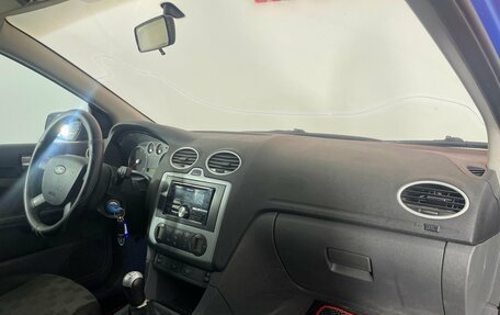 Ford Focus II рестайлинг, 2005 год, 304 000 рублей, 10 фотография