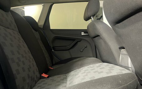 Ford Focus II рестайлинг, 2005 год, 304 000 рублей, 19 фотография