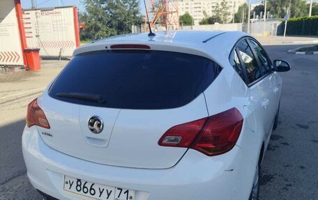 Opel Astra J, 2012 год, 760 000 рублей, 1 фотография