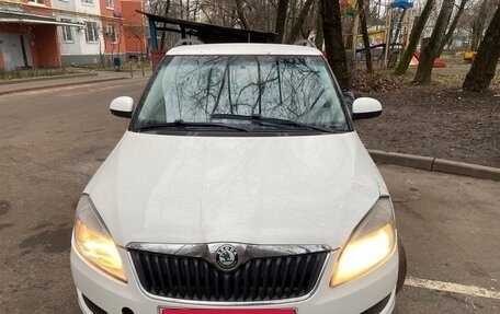 Skoda Fabia II, 2011 год, 410 000 рублей, 1 фотография