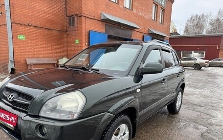 Hyundai Tucson III, 2007 год, 885 000 рублей, 3 фотография