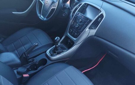 Opel Astra J, 2012 год, 760 000 рублей, 6 фотография