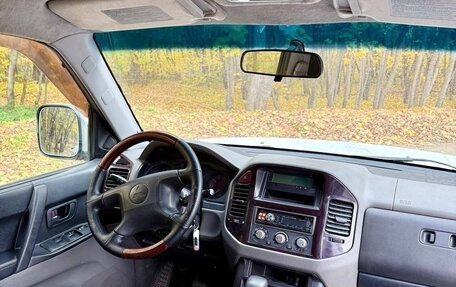 Mitsubishi Pajero III рестайлинг, 2002 год, 470 000 рублей, 11 фотография