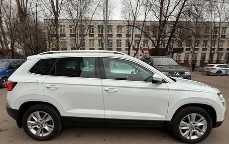 Skoda Karoq I, 2021 год, 2 300 000 рублей, 3 фотография