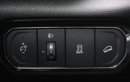 Haval Jolion, 2023 год, 2 149 000 рублей, 18 фотография