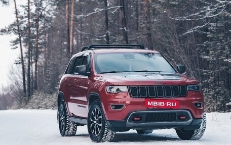Jeep Grand Cherokee, 2018 год, 4 500 000 рублей, 2 фотография