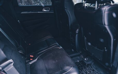 Jeep Grand Cherokee, 2018 год, 4 500 000 рублей, 19 фотография