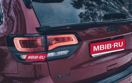 Jeep Grand Cherokee, 2018 год, 4 500 000 рублей, 5 фотография