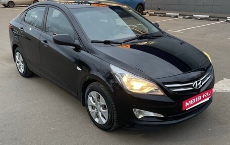 Hyundai Solaris II рестайлинг, 2015 год, 849 000 рублей, 3 фотография