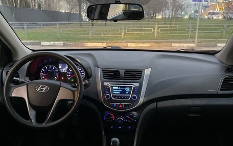 Hyundai Solaris II рестайлинг, 2015 год, 849 000 рублей, 25 фотография