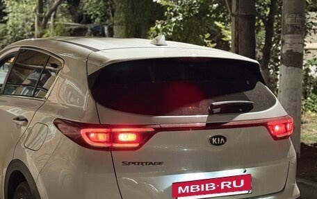 KIA Sportage IV рестайлинг, 2019 год, 2 100 000 рублей, 3 фотография