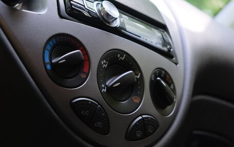 Ford Focus IV, 2004 год, 180 000 рублей, 24 фотография