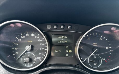 Mercedes-Benz M-Класс, 2006 год, 1 100 000 рублей, 11 фотография