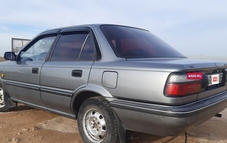 Toyota Corolla, 1990 год, 230 000 рублей, 4 фотография