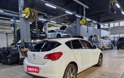 Opel Astra J, 2012 год, 649 000 рублей, 1 фотография