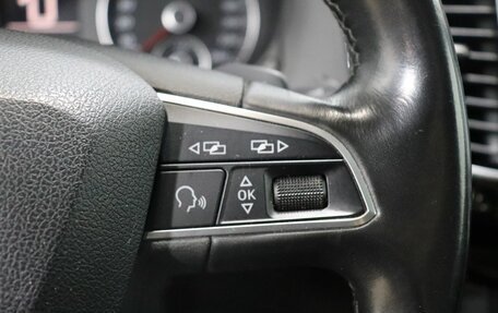 SEAT Alhambra II рестайлинг, 2015 год, 1 600 000 рублей, 17 фотография