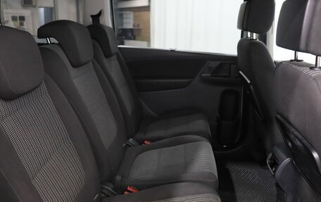 SEAT Alhambra II рестайлинг, 2015 год, 1 600 000 рублей, 21 фотография