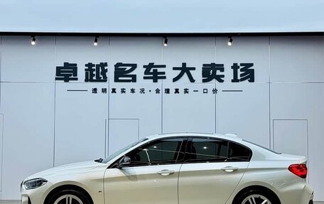 BMW 1 серия, 2022 год, 2 240 000 рублей, 3 фотография