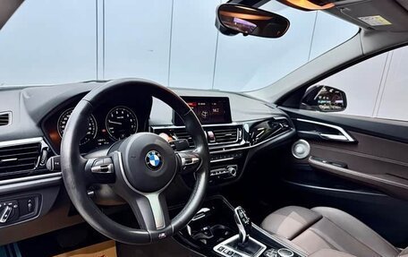 BMW 1 серия, 2022 год, 2 240 000 рублей, 11 фотография