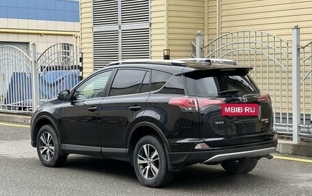Toyota RAV4, 2017 год, 2 690 000 рублей, 8 фотография