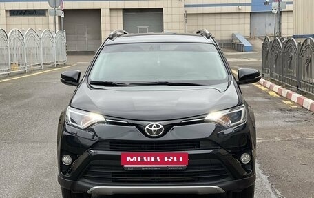 Toyota RAV4, 2017 год, 2 690 000 рублей, 5 фотография