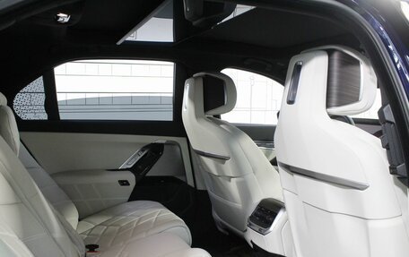 BMW 7 серия, 2023 год, 16 000 000 рублей, 26 фотография