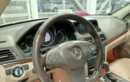 Mercedes-Benz E-Класс, 2011 год, 1 095 000 рублей, 16 фотография