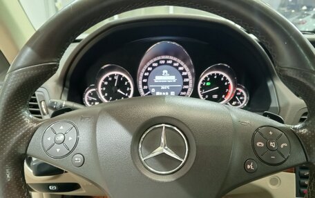 Mercedes-Benz E-Класс, 2011 год, 1 095 000 рублей, 20 фотография