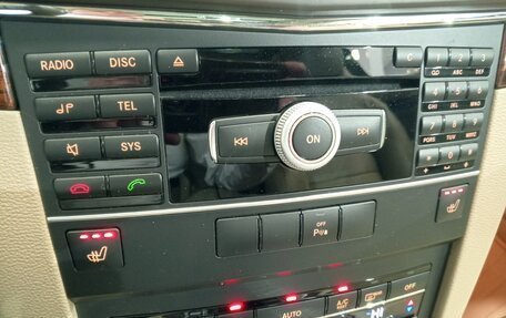 Mercedes-Benz E-Класс, 2011 год, 1 095 000 рублей, 19 фотография