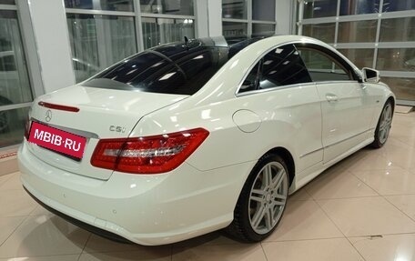 Mercedes-Benz E-Класс, 2011 год, 1 095 000 рублей, 4 фотография