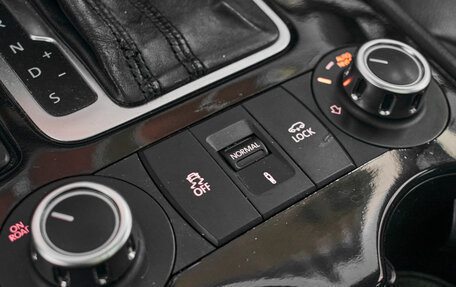 Volkswagen Touareg III, 2011 год, 2 000 000 рублей, 20 фотография