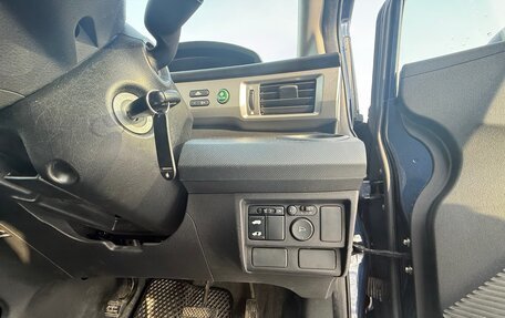 Honda Freed I, 2011 год, 1 025 000 рублей, 13 фотография