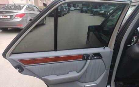 Mercedes-Benz E-Класс, 1994 год, 2 500 000 рублей, 8 фотография