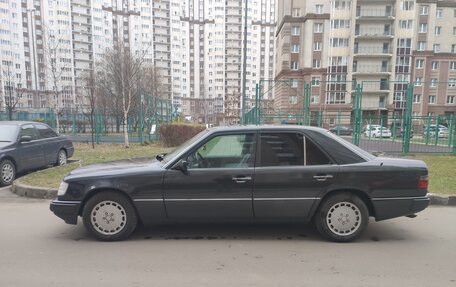 Mercedes-Benz E-Класс, 1994 год, 2 500 000 рублей, 22 фотография