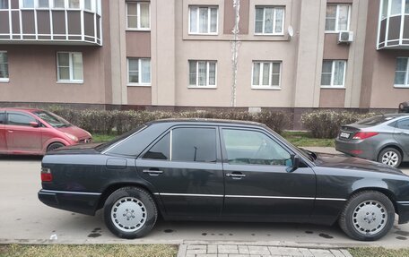 Mercedes-Benz E-Класс, 1994 год, 2 500 000 рублей, 19 фотография