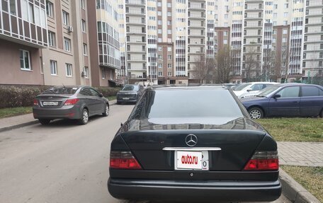 Mercedes-Benz E-Класс, 1994 год, 2 500 000 рублей, 21 фотография