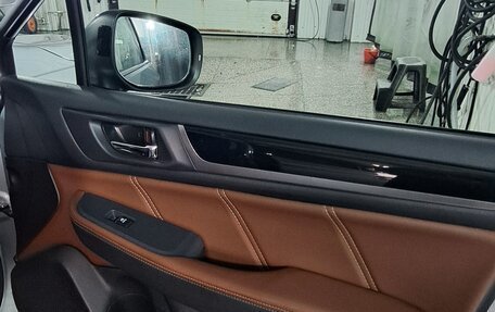 Subaru Outback IV рестайлинг, 2020 год, 3 750 000 рублей, 13 фотография