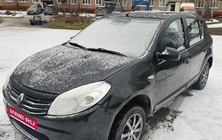 Renault Sandero I, 2013 год, 175 000 рублей, 1 фотография
