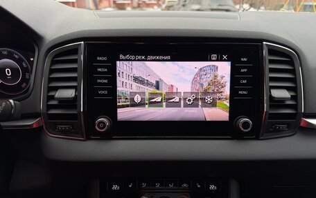 Skoda Karoq I, 2021 год, 2 399 000 рублей, 19 фотография