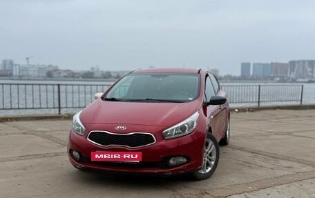 KIA cee'd III, 2013 год, 1 100 000 рублей, 2 фотография