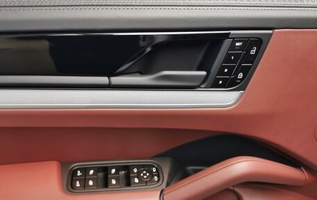 Porsche Cayenne III, 2025 год, 18 690 000 рублей, 13 фотография