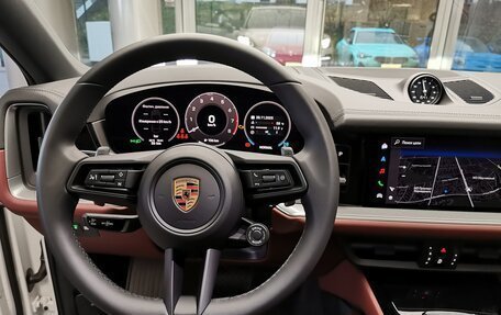 Porsche Cayenne III, 2025 год, 18 690 000 рублей, 40 фотография