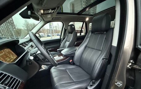 Land Rover Range Rover IV рестайлинг, 2016 год, 3 890 000 рублей, 12 фотография