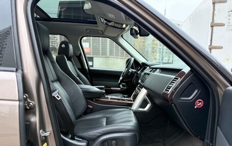 Land Rover Range Rover IV рестайлинг, 2016 год, 3 890 000 рублей, 13 фотография